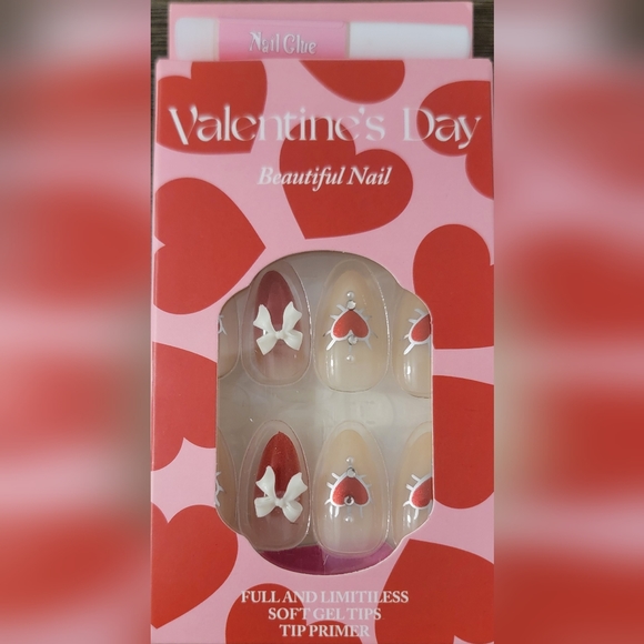 Valentine's Day Red Gradient Press-On Fake Nails with Heart, 3D Bow/Medium - Picture 7 of 11